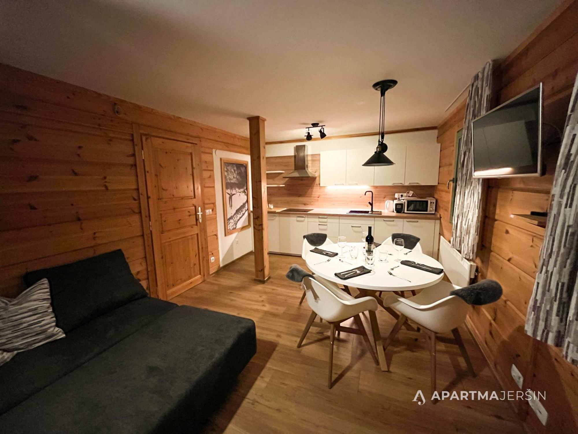 Apartment Jersin Ratece ภายนอก รูปภาพ